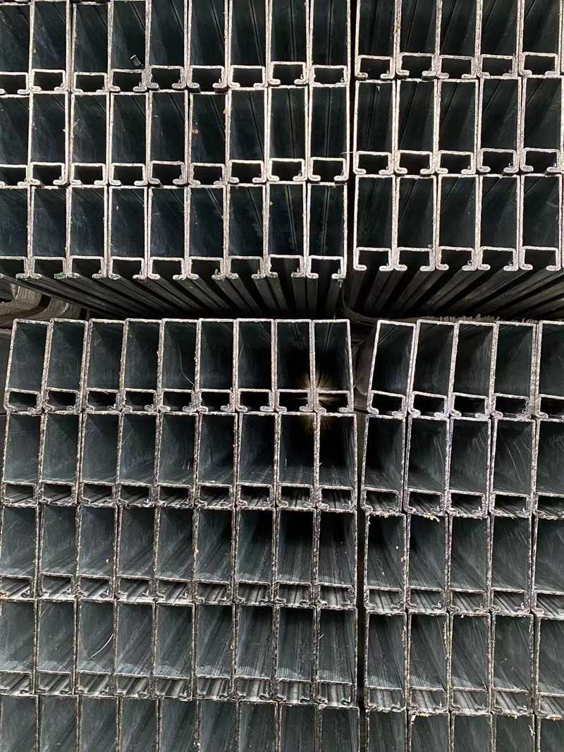 建筑模板